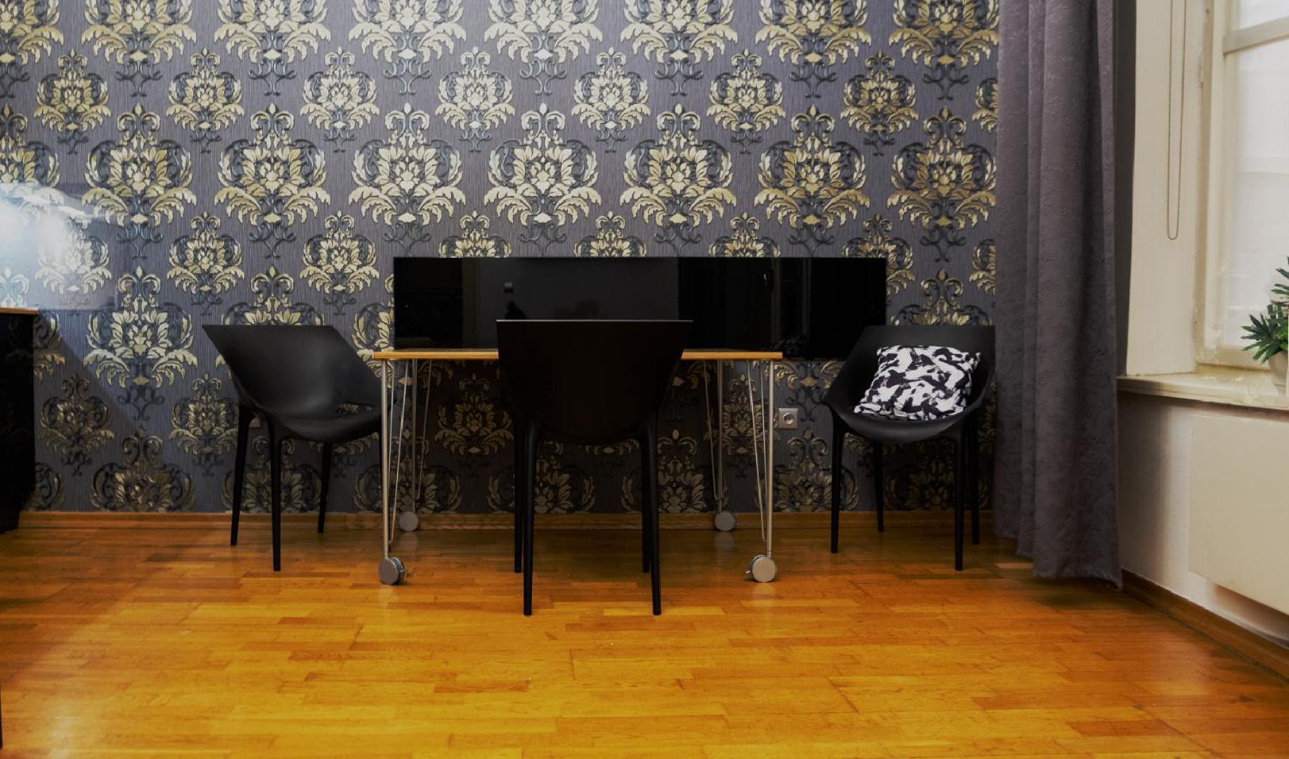 Extravagant In Appartement Praag